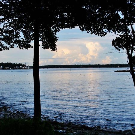 Dragonwood Castle On Waterfront With Stunning View Villa Prospect Harbor Exteriör bild